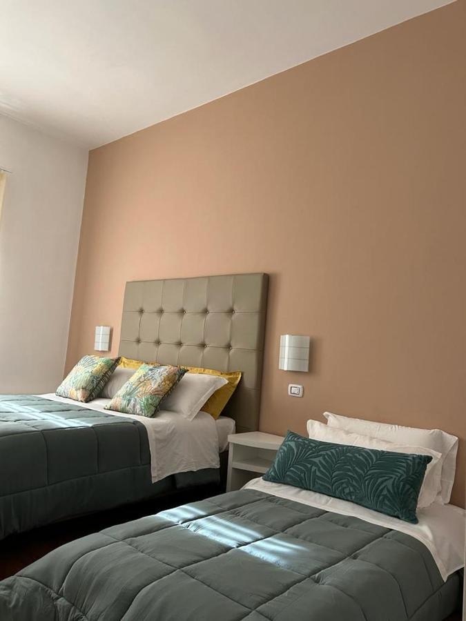 Tiziana'S House Bed and Breakfast Salerno Exteriör bild