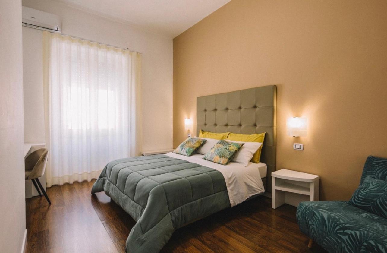 Tiziana'S House Bed and Breakfast Salerno Exteriör bild
